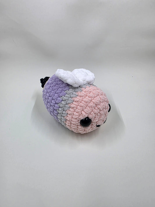 ✏️🐝 Small Crochet Bee Buddy – Pencil-Inspired Plush