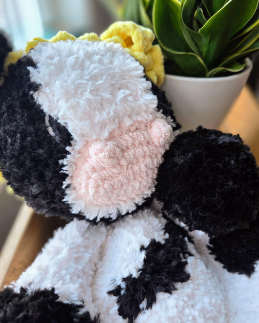 🐄 Jumbo Classic Cow Plush