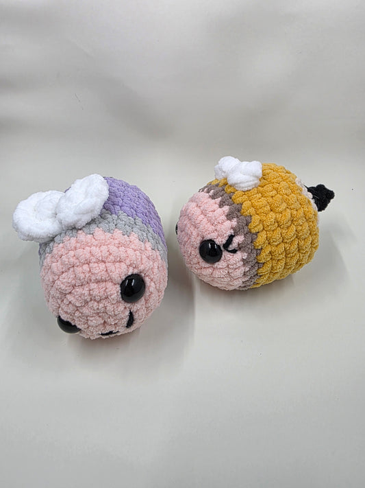 ✏️🐝 Small Crochet Bee Buddy – Pencil-Inspired Plush