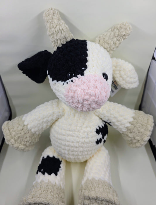 🐮 Crochet Cuddly Cow Plush